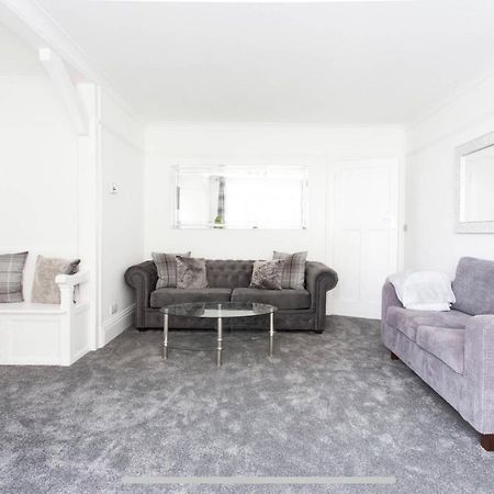 Ammonite Luxury Beachfront Apartment ライム・レジス エクステリア 写真